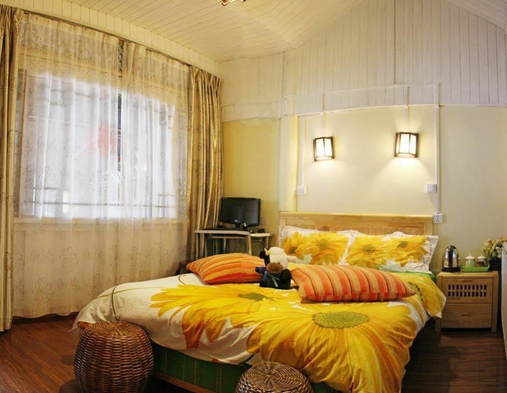 Tree'S Tale Hotel - Lijiang Lijiang (Yunnan) Bagian luar foto