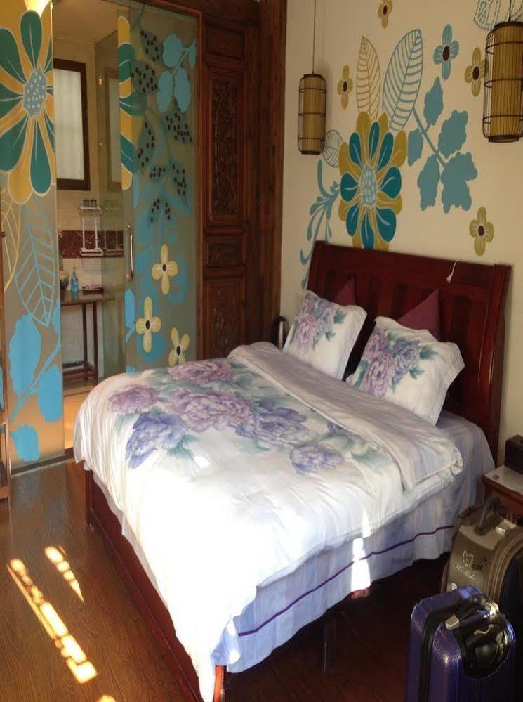 Tree'S Tale Hotel - Lijiang Lijiang (Yunnan) Bagian luar foto